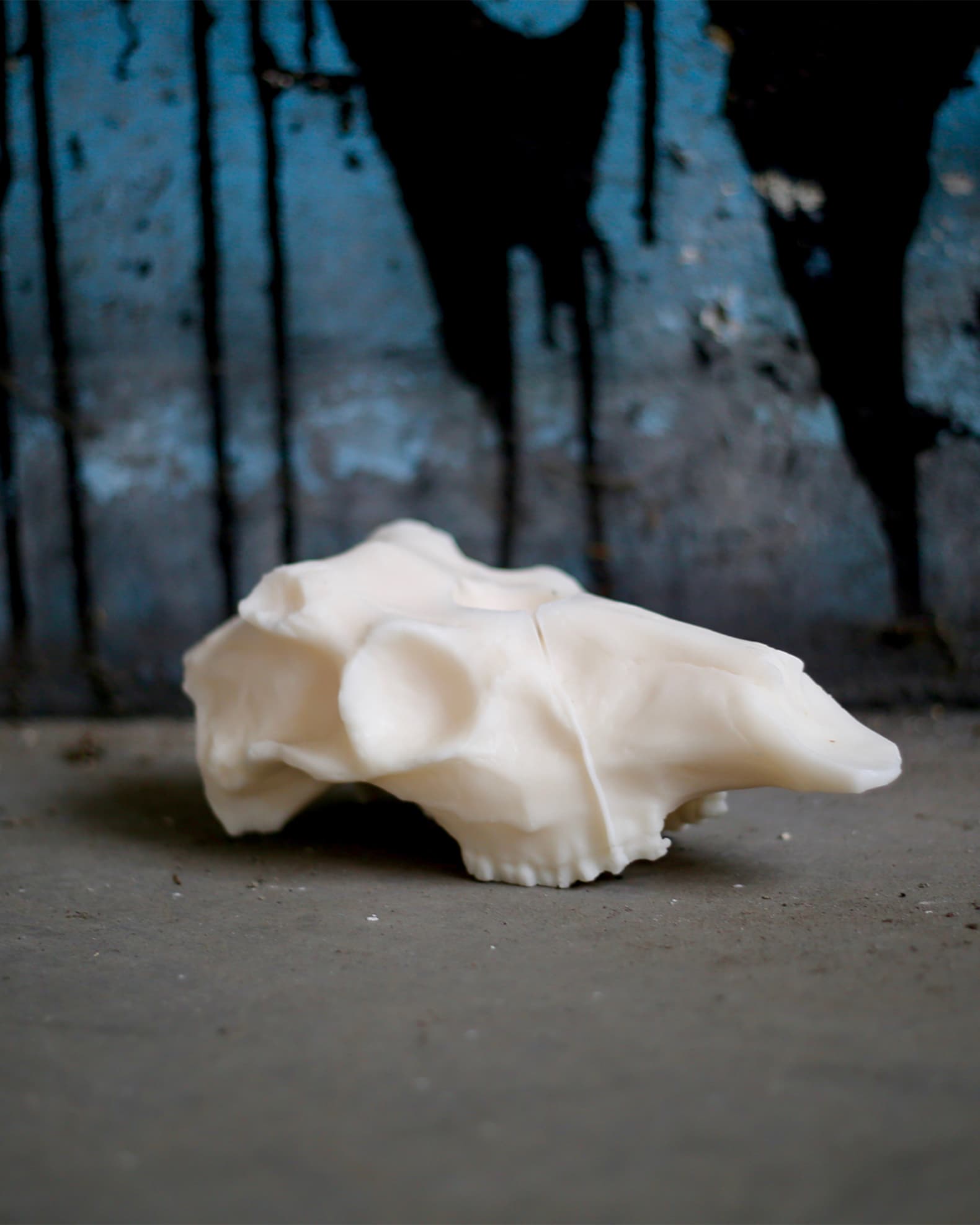 Evangeline Linens Deer Skull Soy Wax Candle Horchow