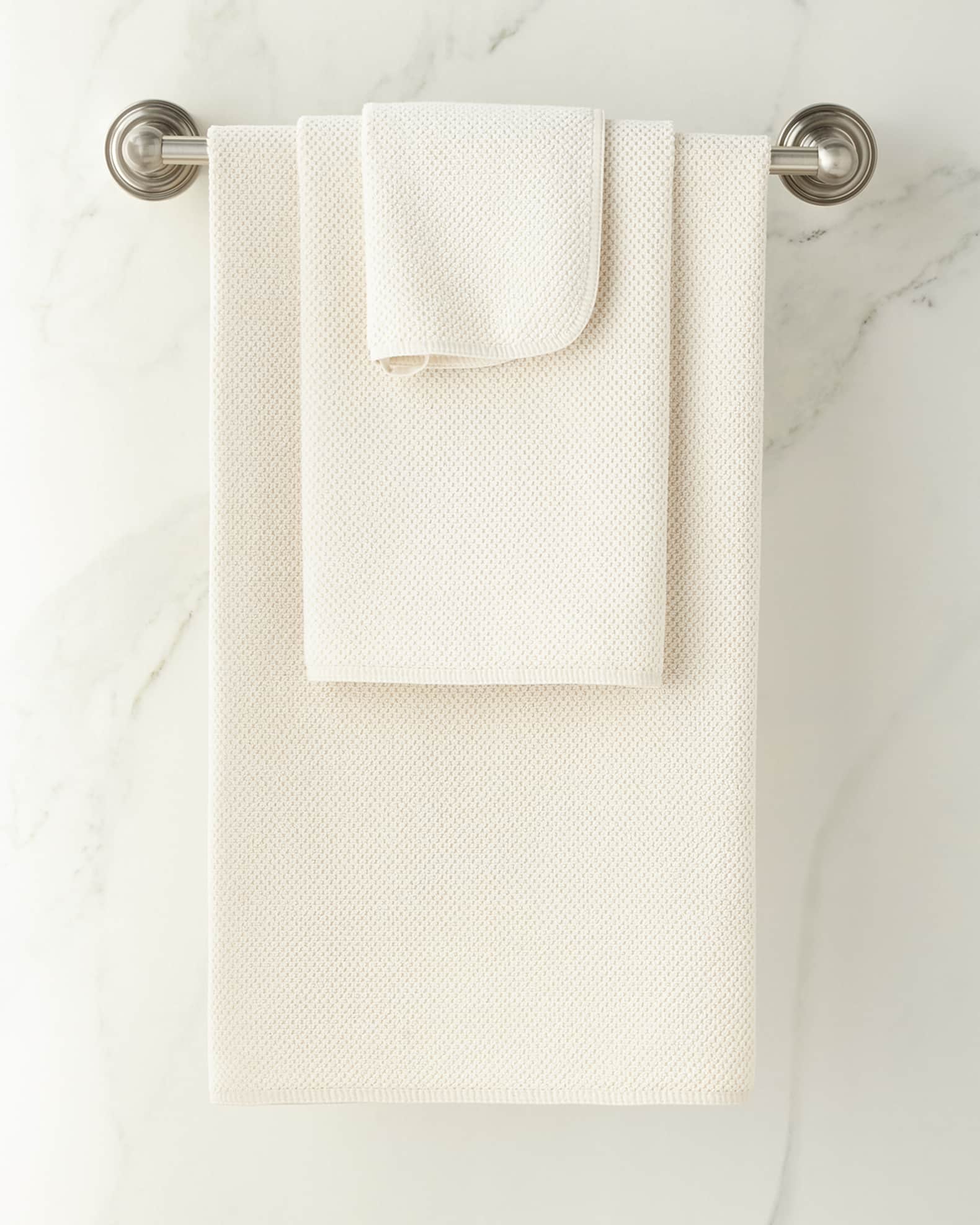 Graccioza bee waffle towels on sale