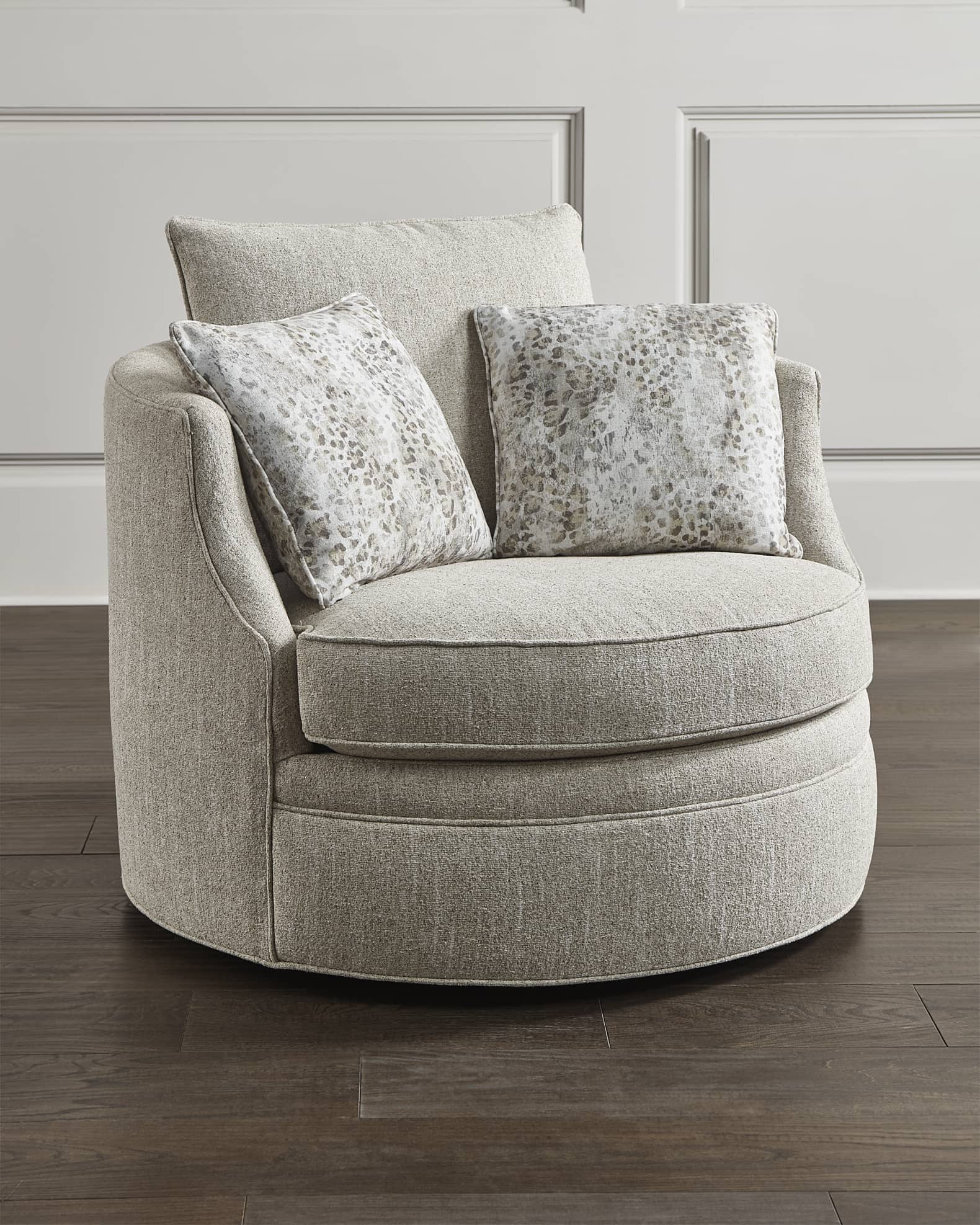 HF Custom Roslyn Swivel Chair