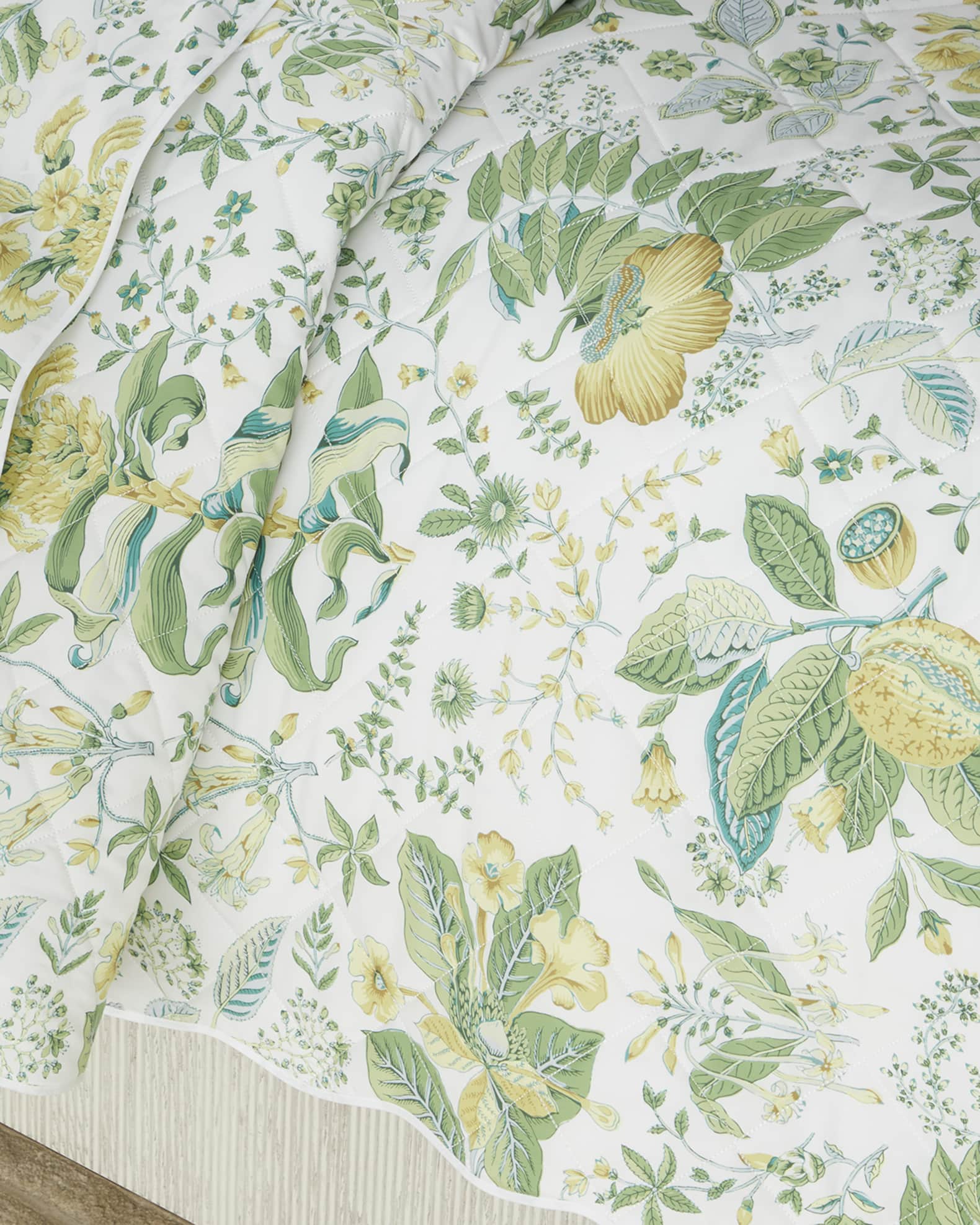 Matouk Schumacher Pomegranate Quilt, KING Horchow