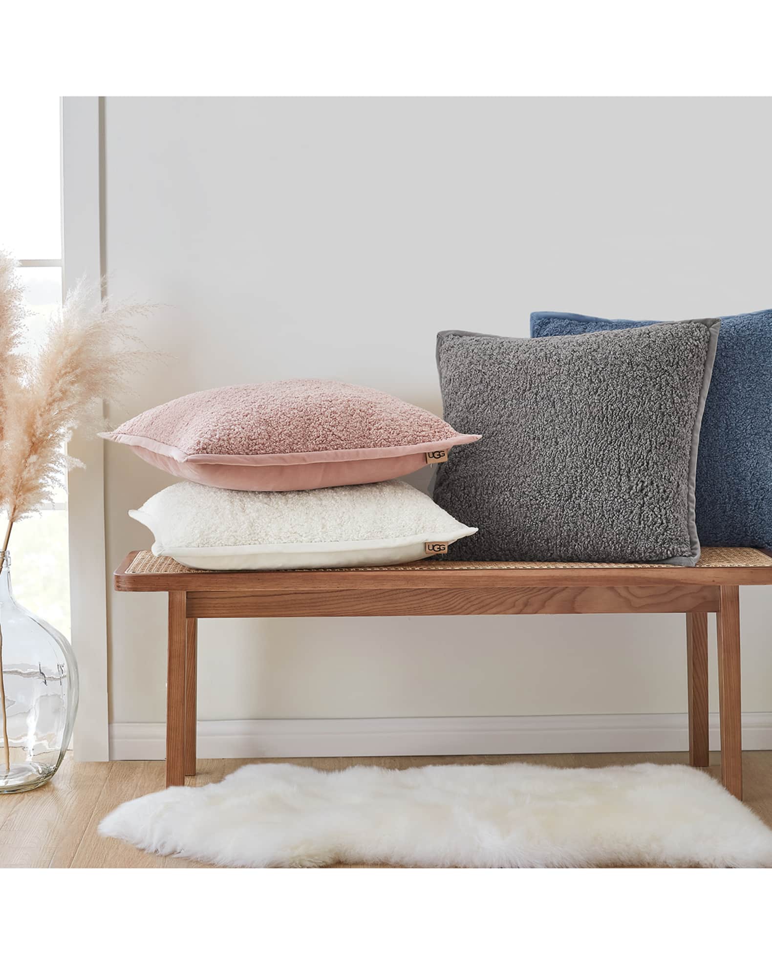 UGG Nisa Pillow 20