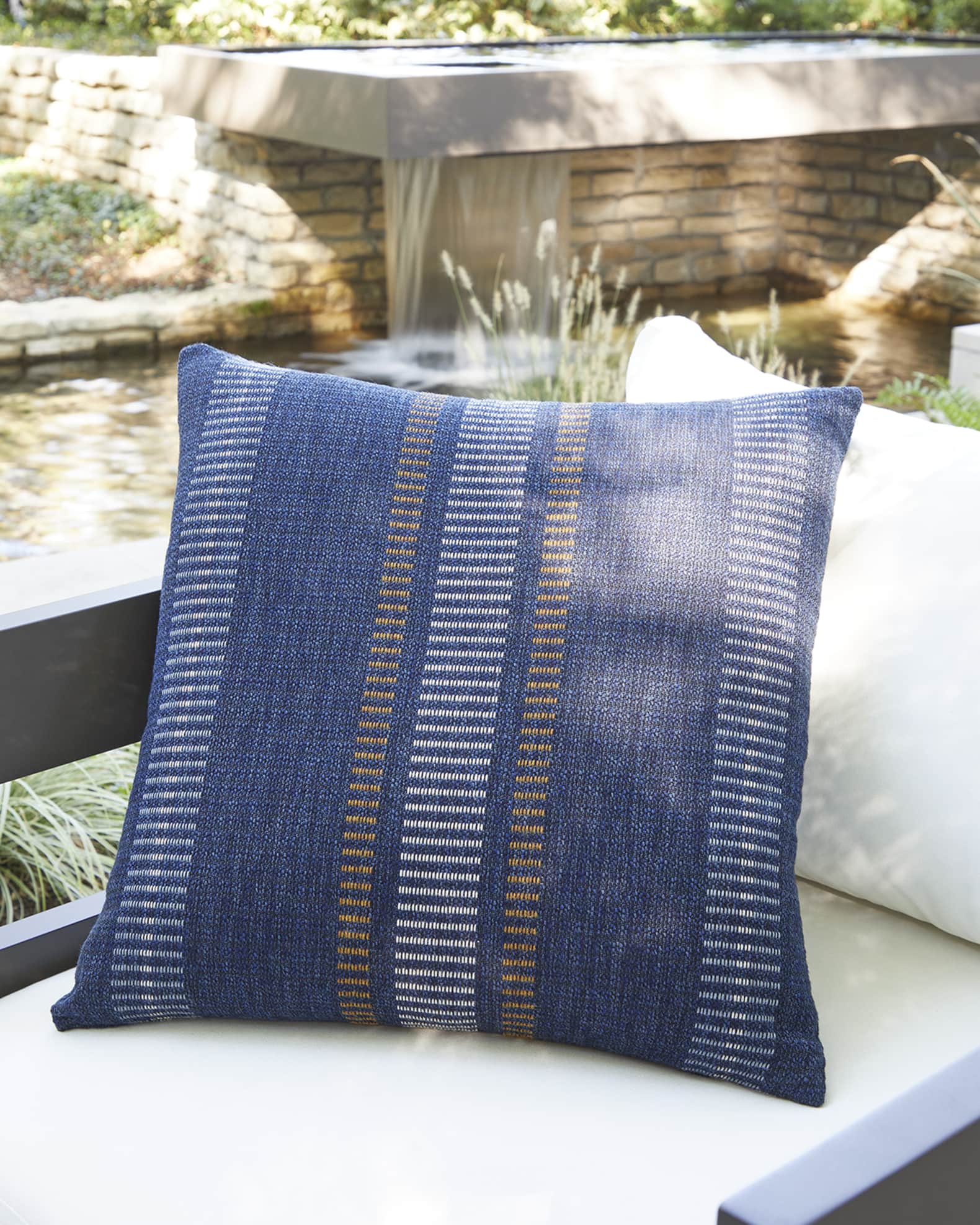 Elaine smith outdoor pillows 2025