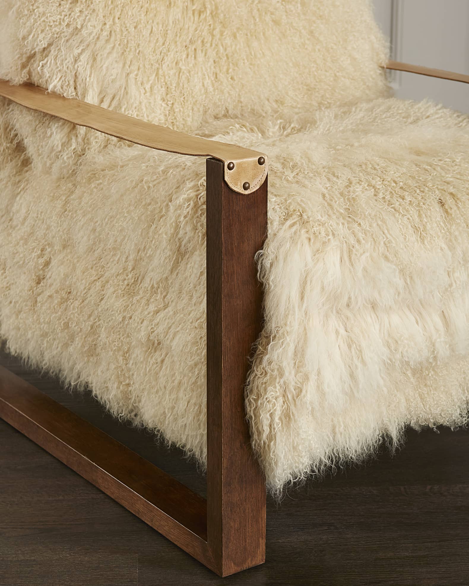 絶妙なデザイン Massoud Eydie Leather Strap Sheepskin Chair | Horchow ダイニングチェア