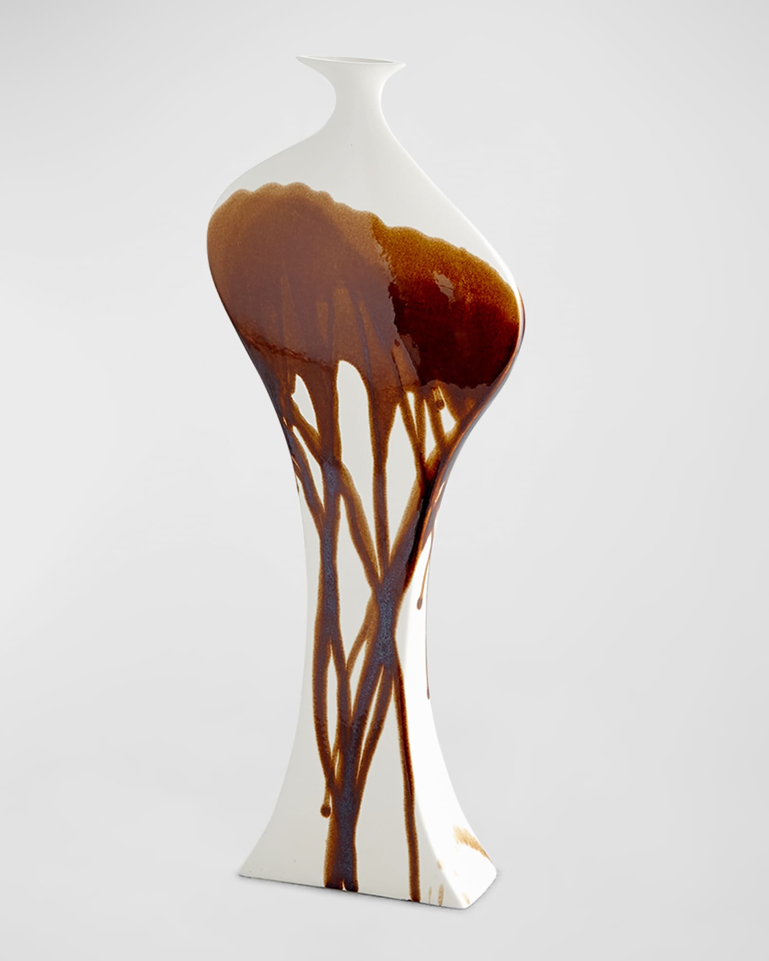 Global Views Garnet Splash Small Curvy Bottle 