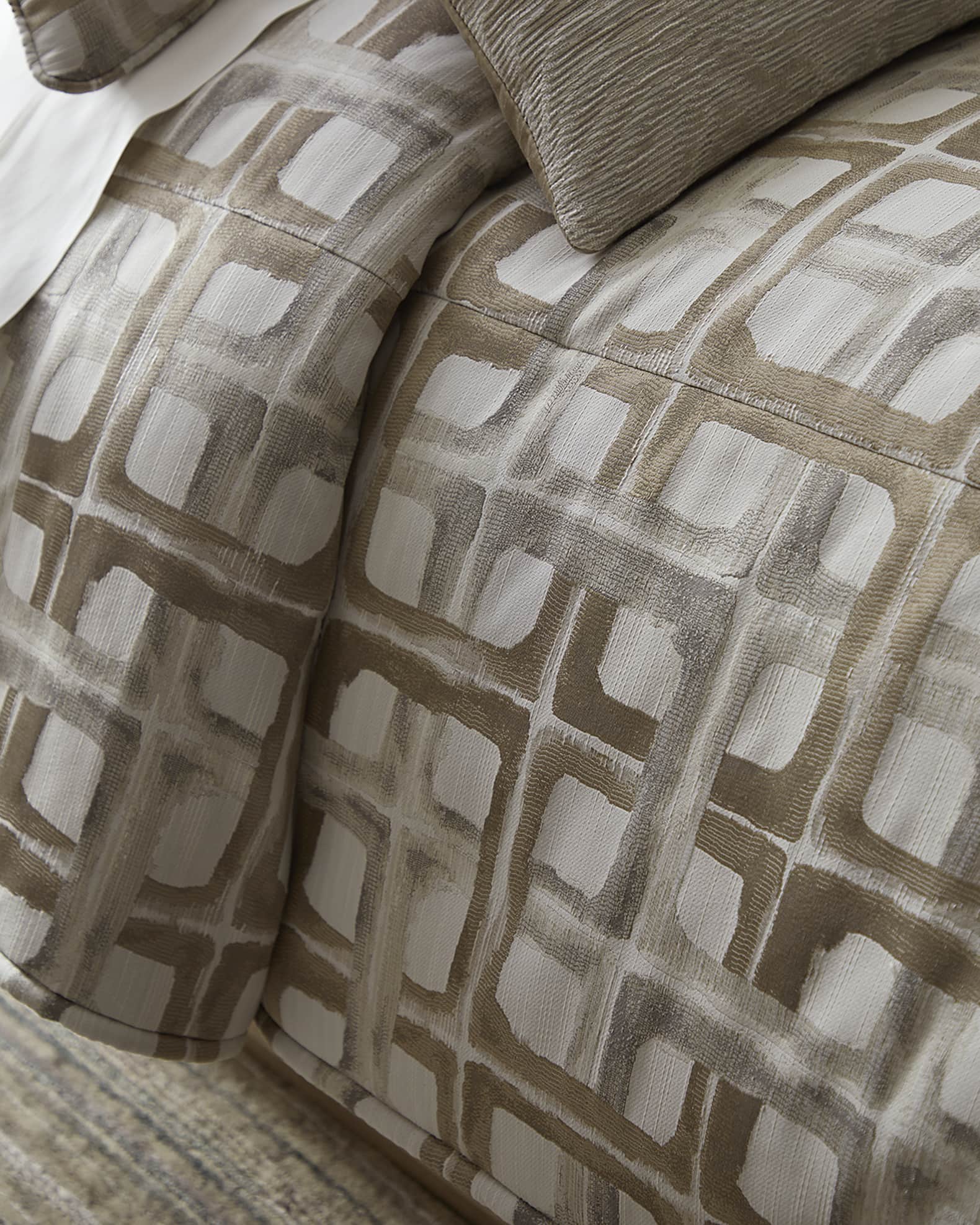 Olivia Quido Makeshift 3Piece Comforter Set, KING Horchow