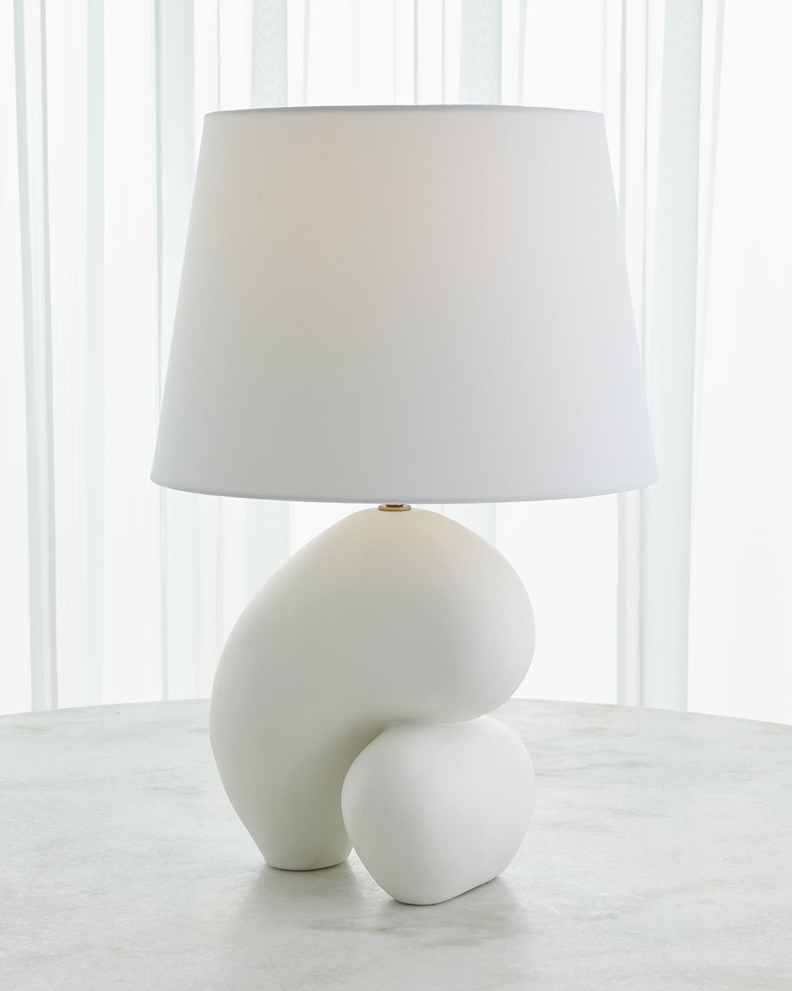 Visual Comfort Signature Lakmos Small Gild Table Lamp by AERIN - 19.5