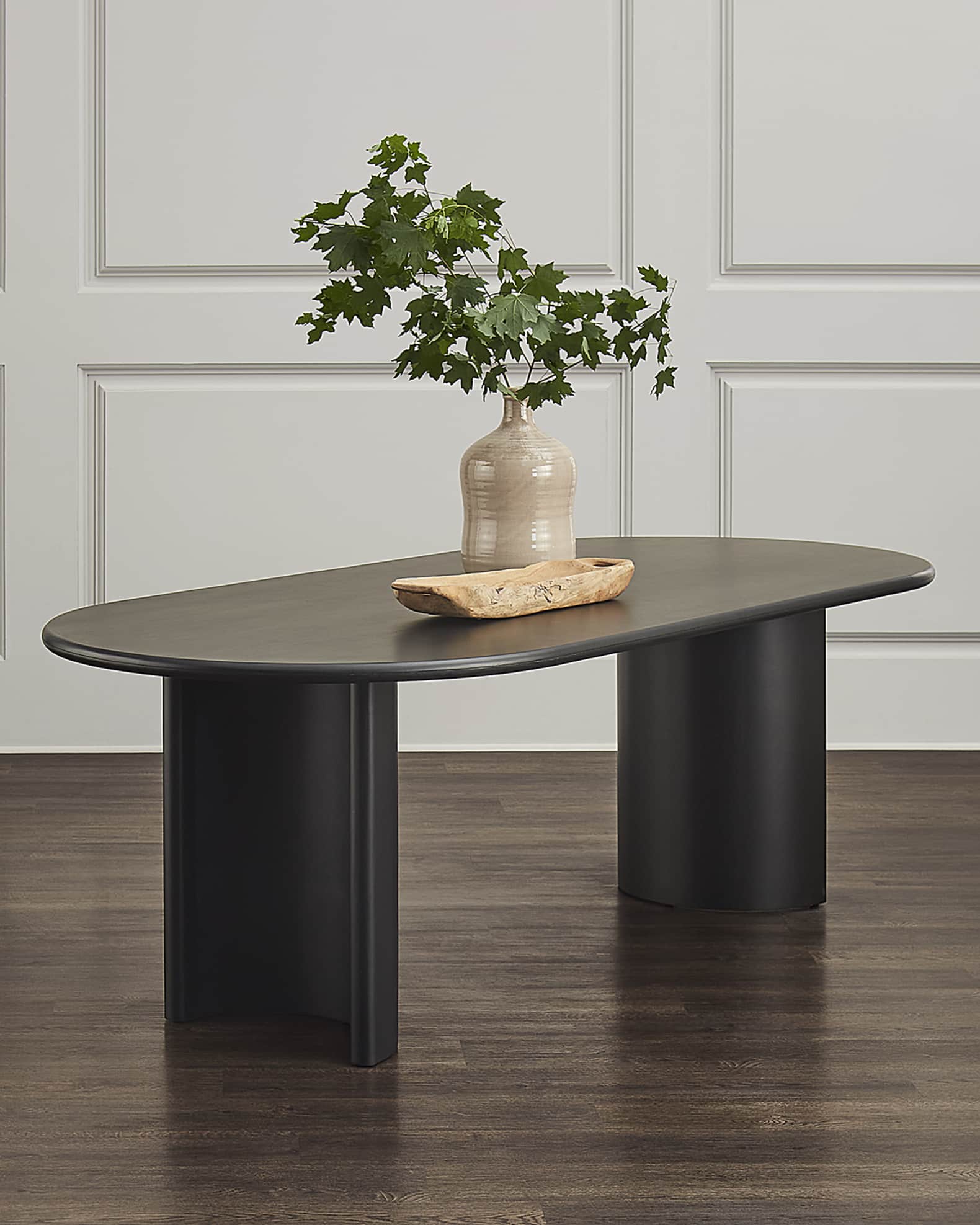 Four hands round table top
