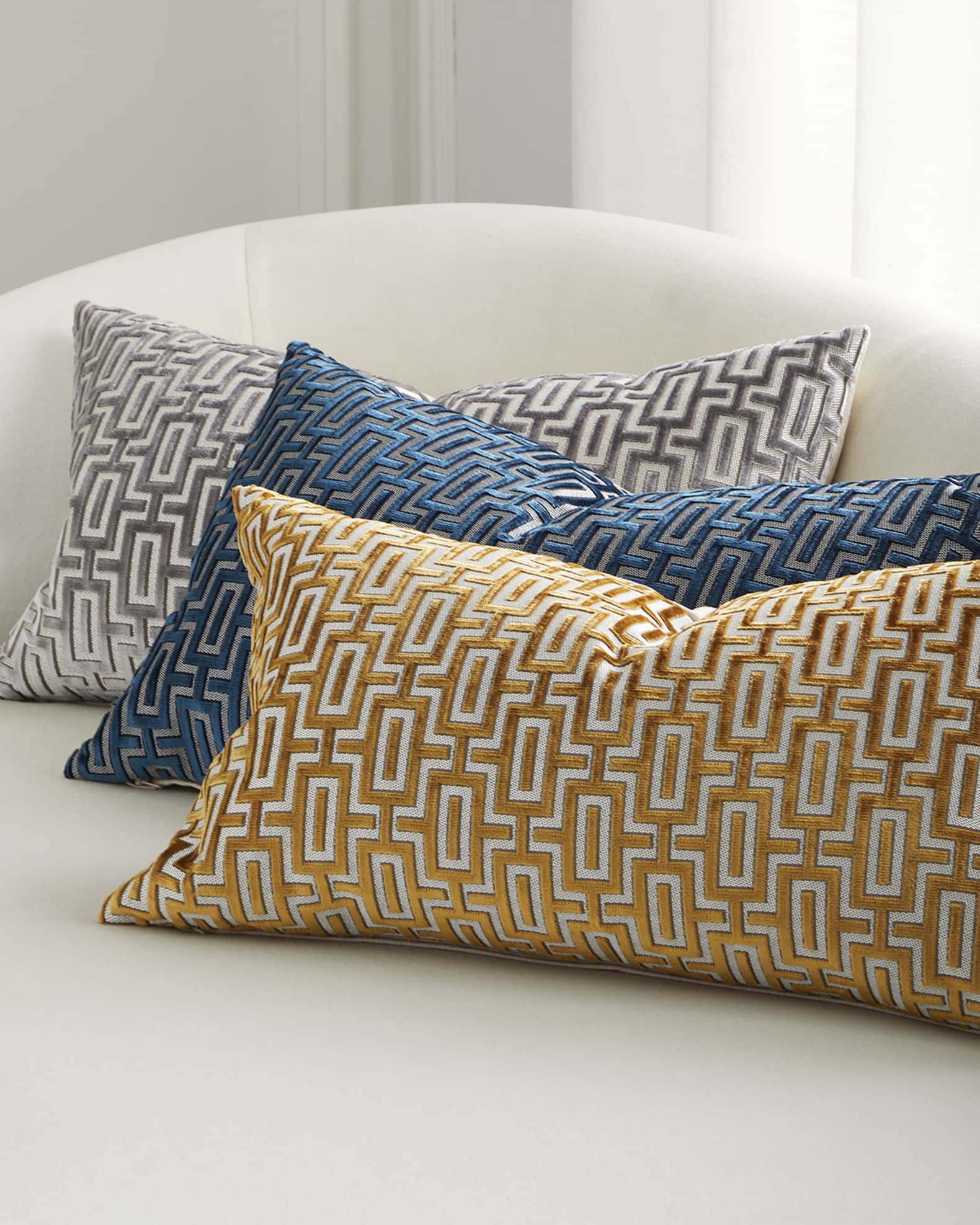Horchow decorative pillows sales