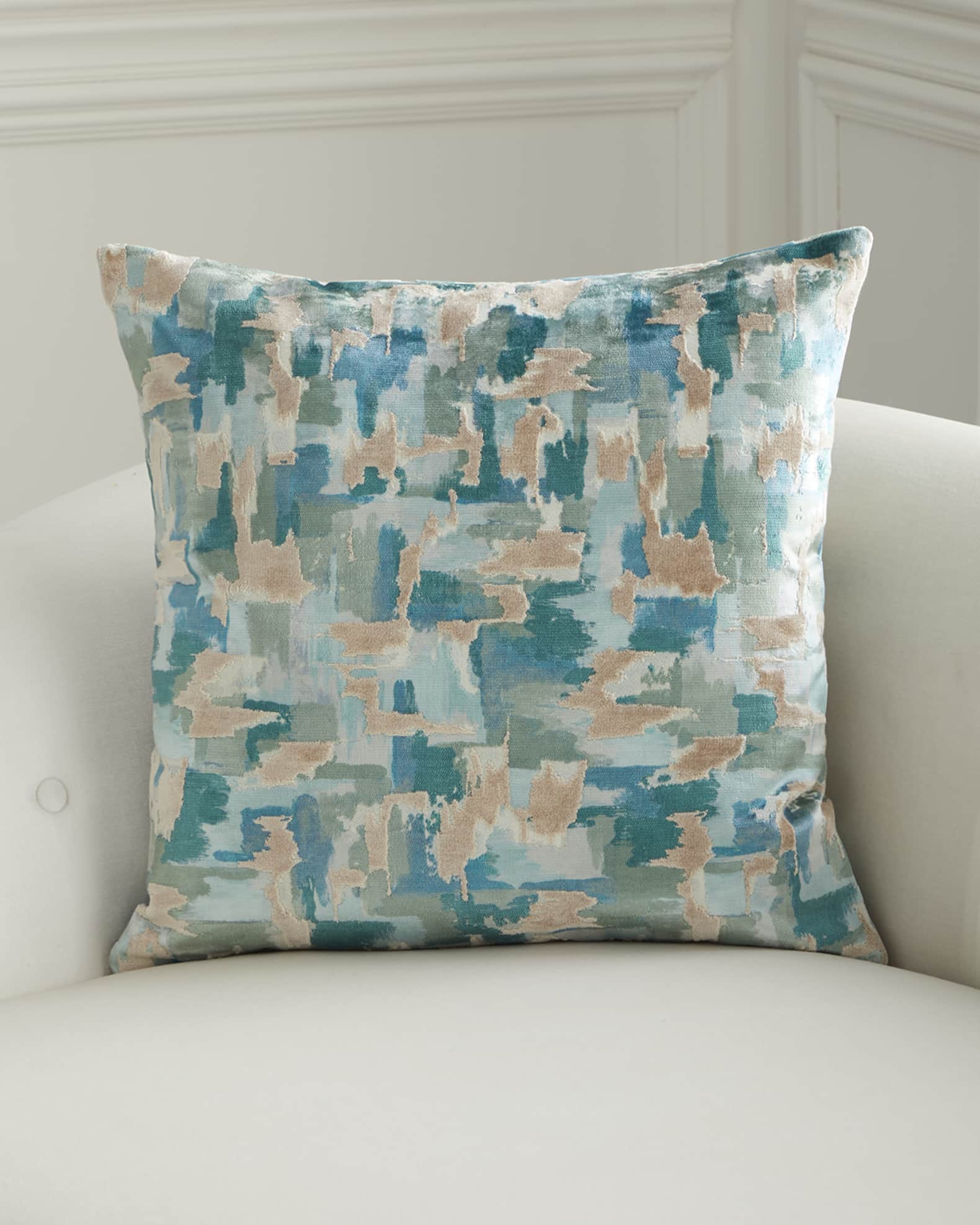 Horchow decorative pillows store