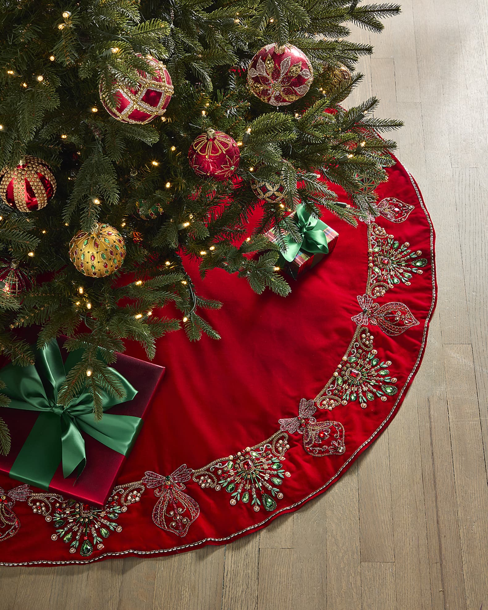 Neiman Marcus Classic Christmas Ornament Tree Skirt Horchow