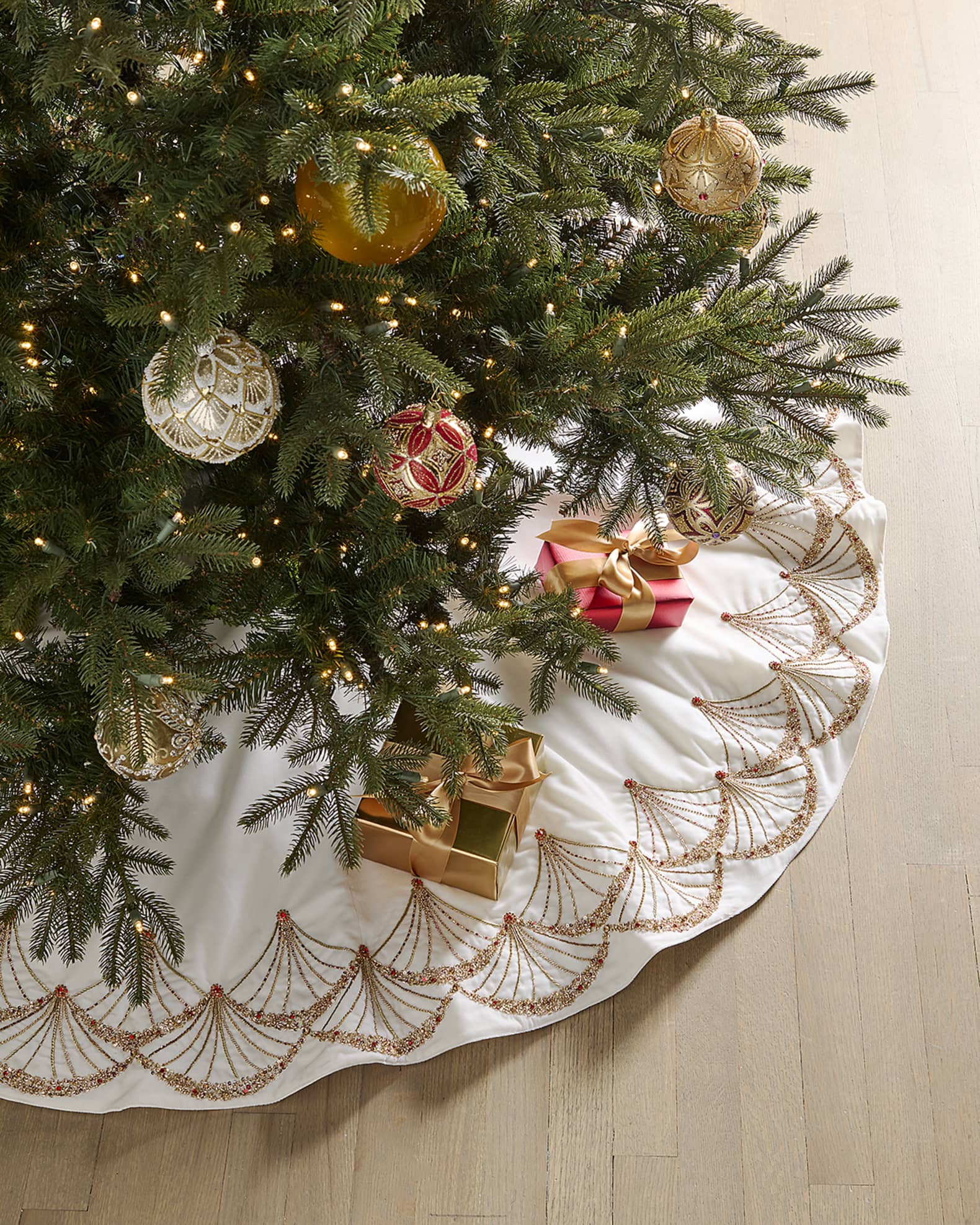 Neiman Marcus Gold Beaded Fan Christmas Tree Skirt Horchow