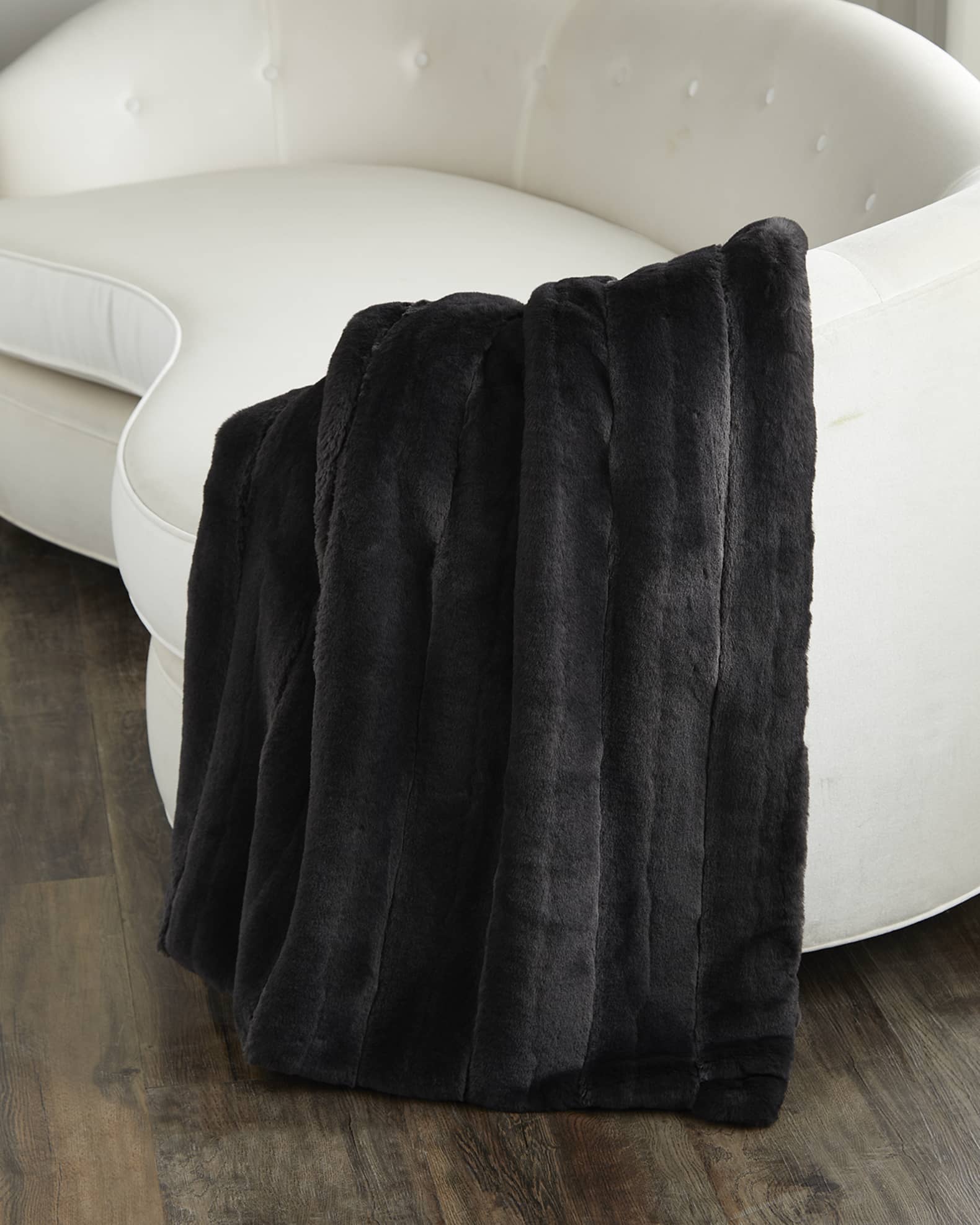 Fabulous Furs Posh Throw Blanket 