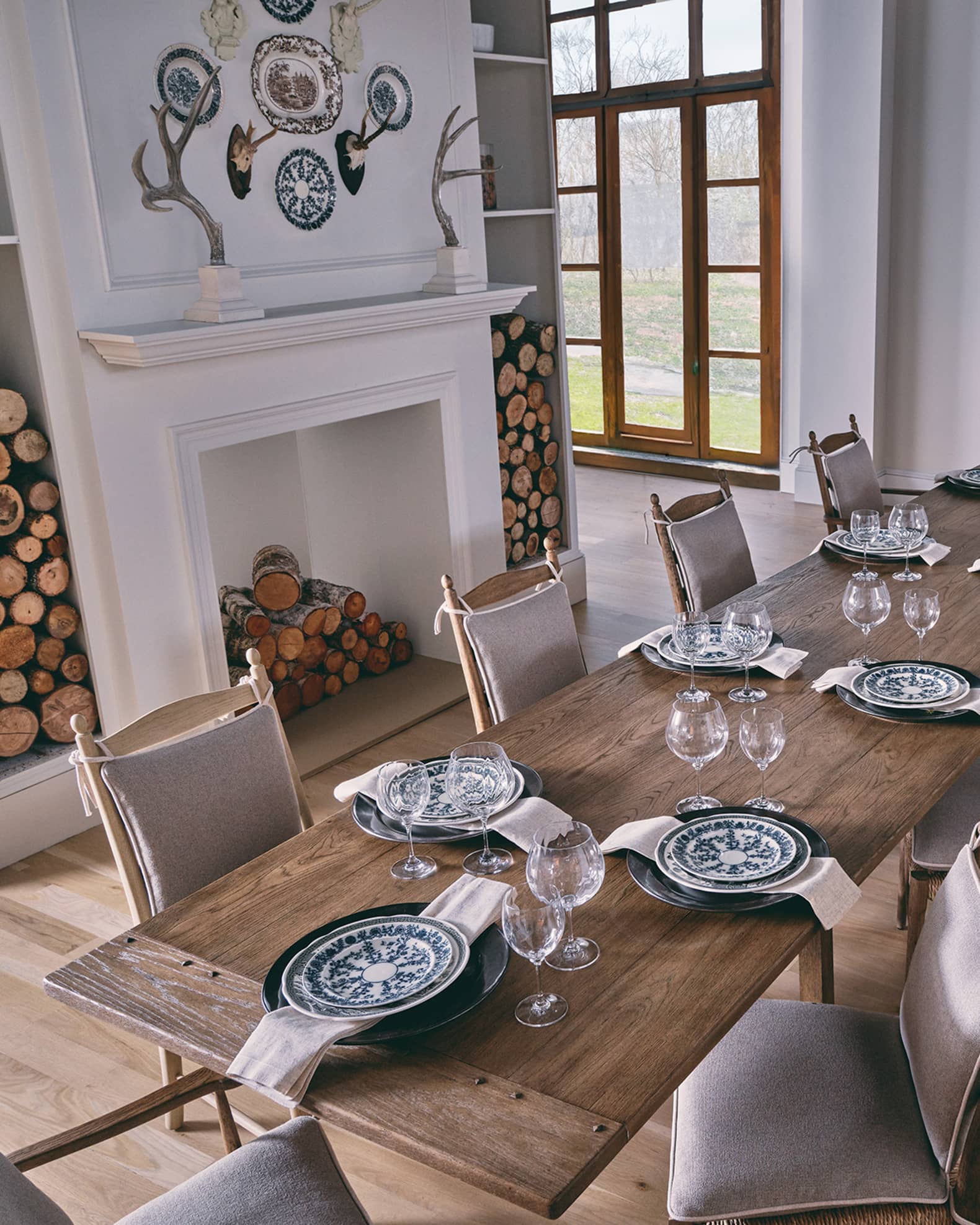 Jonathan Charles Timeless French Laundry Dining Table with 2 Leaves