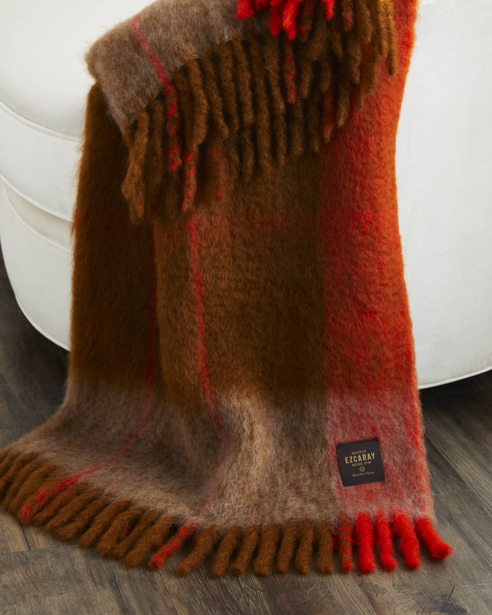 Mantas Ezcaray Twist Frame Collection Throw Blanket 