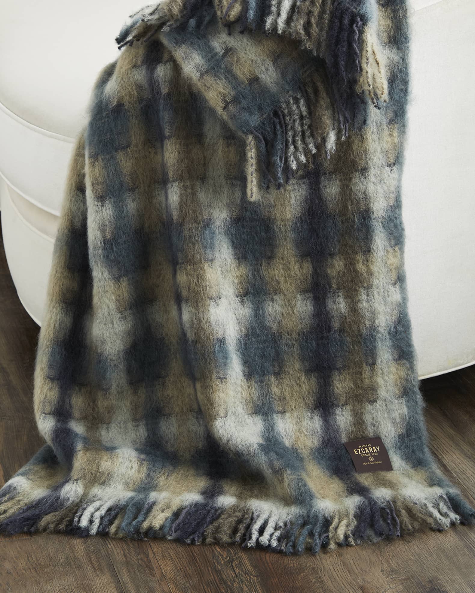 Mantas Ezcaray Mia Collection Mohair-Blend Throw Blanket 