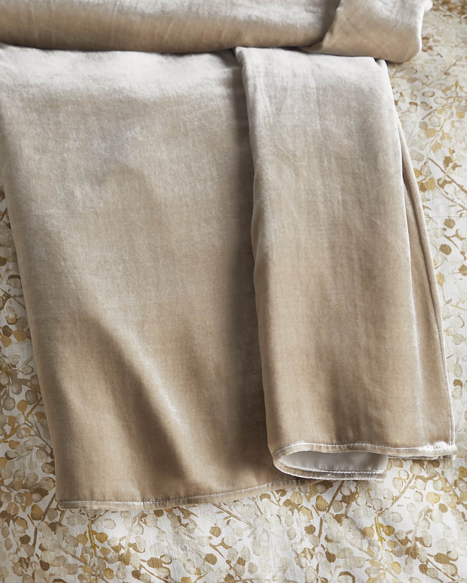 TL at Home Silk-Blend Oversize Throw