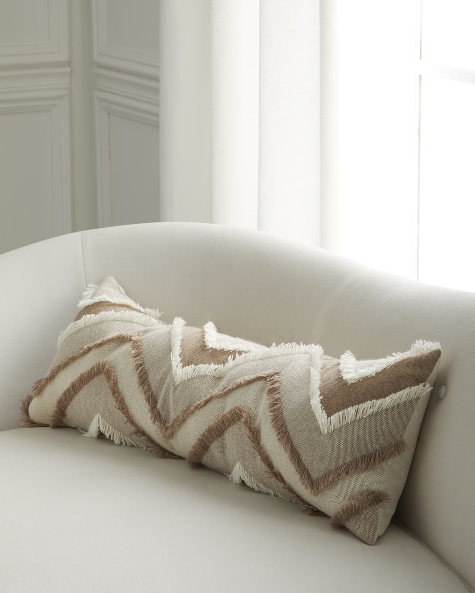 Horchow decorative pillows outlet