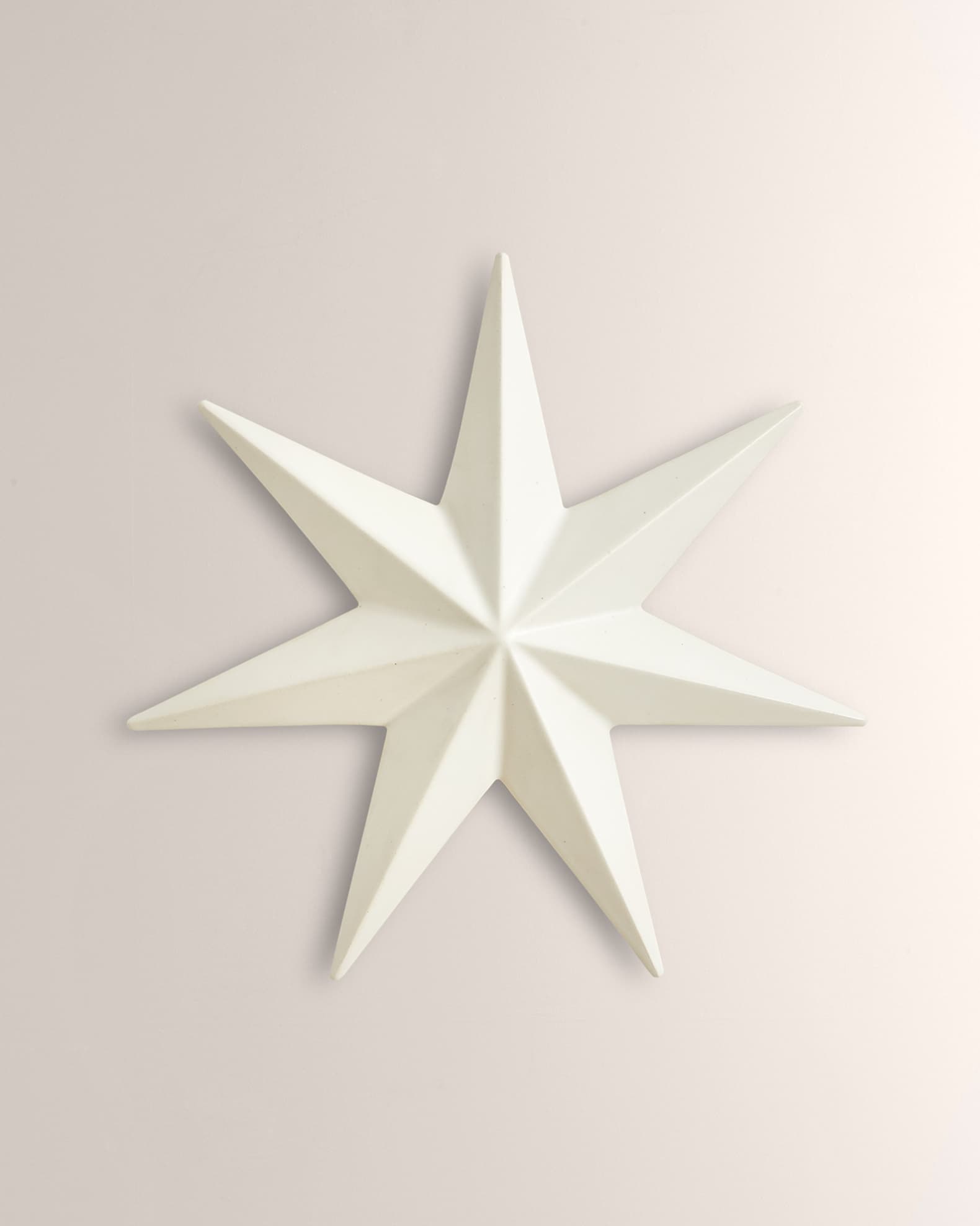 Global Views Stellar White Wall Star - Medium 