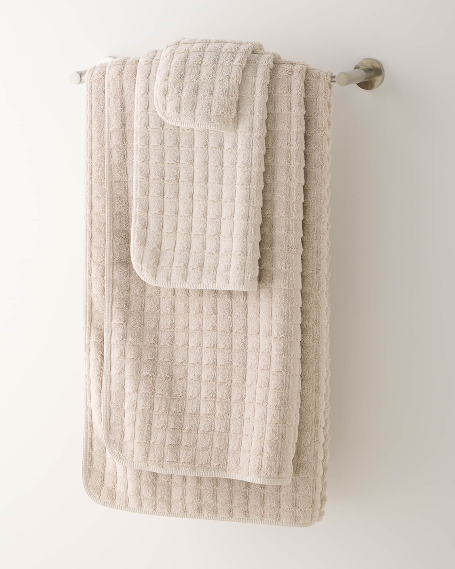 Graccioza Heaven Bath Towel