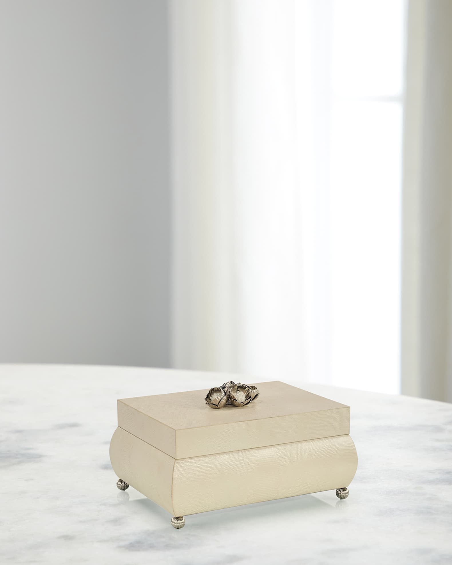 John-Richard Collection Coquelicot Box