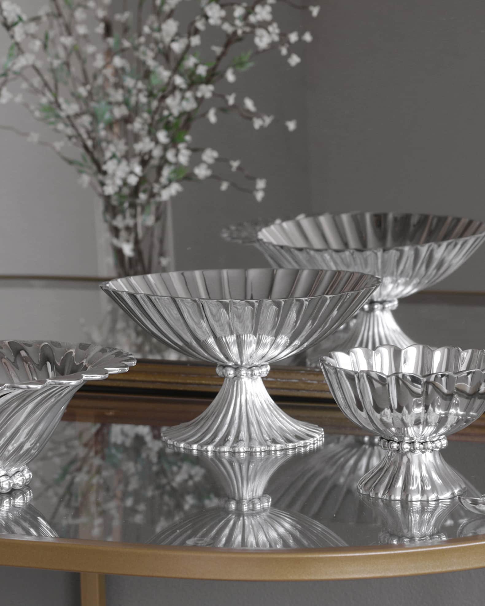 Vienna Mini Pedestal with Spoon - Camellia and White