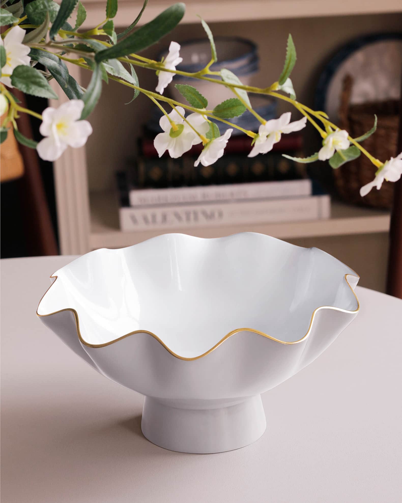Encanto Carola Small Round Bowl, Cream & White